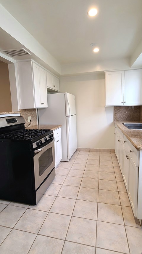Floor plan for 1 bed, 1 bath