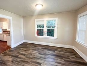 Kelso house for rent - 1111 S. 6th Avenue