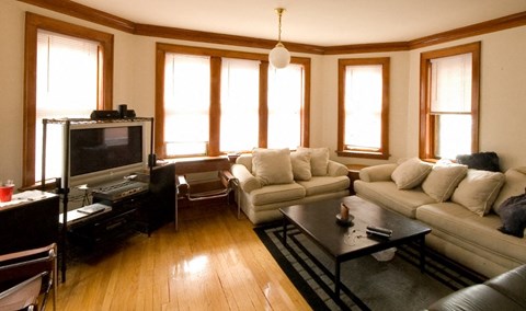 Floor plan for 4 beds, 3 baths