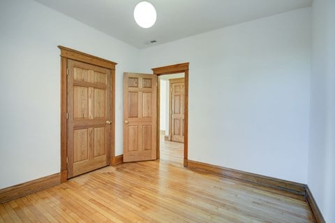 Floor plan for 3 beds, 2 baths, 1200 sqft