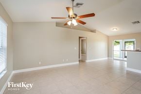 Cape Coral house for rent - 2031 NE 9th Place CAPE CORAL, FL 33909