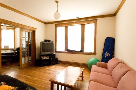 Floor plan for 4 beds, 2 baths