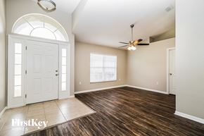 Deltona house for rent - 2579 COACHMAN DRIVE DELTONA, FL 32738