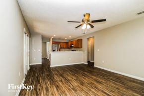 Deltona house for rent - 2579 COACHMAN DRIVE DELTONA, FL 32738