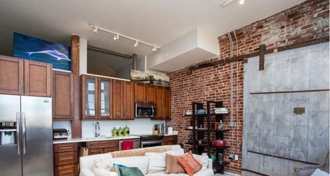 Floor plan for 1 bed, 1 bath, 793 sqft