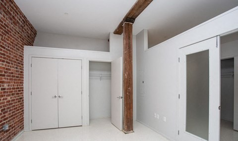 Floor plan for 1 bed, 1 bath, 855 sqft