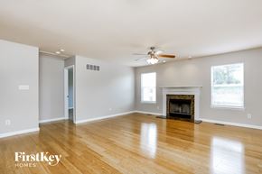 Wentzville house for rent - 121 Brookfield Boulevard Wentzville, MO 63385