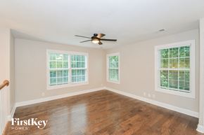 Clarksville house for rent - 450 Galvin Drive Clarksville, TN 37042