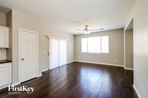 Phoenix house for rent - 3844 W LINKS Drive Phoenix, AZ 85086