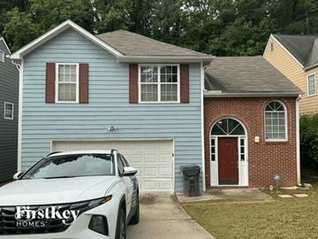 Lilburn house for rent - 650 Durham Ridge Drive Lilburn, GA 30047