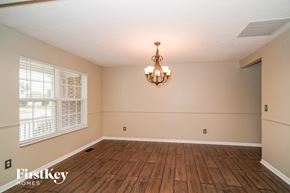 New Palestine house for rent - 2323 S Moeller Circle New Palestine, IN 46163