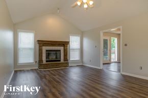 Kansas City house for rent - 720 NE 107th Street Kansas City, MO 64155