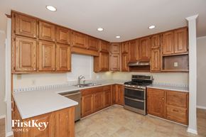 Lilburn house for rent - 4927 Castlewood Drive SW Lilburn, GA 30047