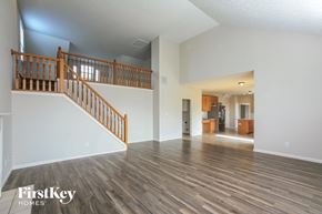Indianapolis house for rent - 6367 Waterstone Drive Indianapolis, IN 46268