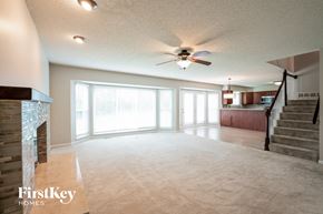 St Charles house for rent - 1813 Highcrest Drive St Charles, MO 63303