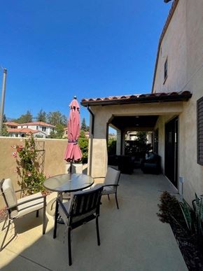 Santa Barbara apartment for rent - 5467 Tree Farm Lane Roommate Wanted (Employed Professional Only)