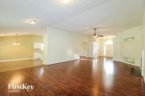 Lawrenceville house for rent - 790 Cricket Hill Trail Lawrenceville, GA 30044