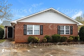 Athens house for rent - 415 Deerpark Dr