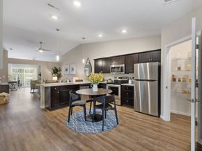 Charlotte apartment for rent - Charlotte North Carolina Apartment Rentals Redwood Living Redwood Charlotte Ridge Road Forestwood Kitchen