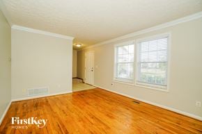 Hilliard house for rent - 3288 Darby Glen Boulevard Hilliard, OH 43026