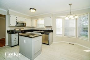 Hilliard house for rent - 3288 Darby Glen Boulevard Hilliard, OH 43026