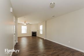 Charlotte house for rent - 6640 Broad Valley Court Charlotte, NC 28216