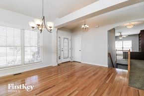 St Charles house for rent - 2 Stonecroft Court St Charles, MO 63304