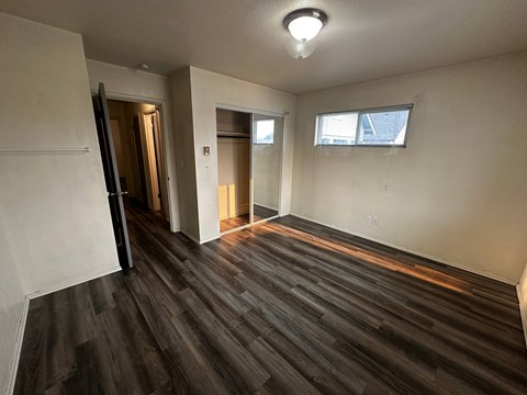 Floor plan for 2 beds, 1 bath, 650 sqft