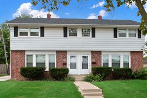 Milwaukee apartment for rent - 80th Street Townhomes Exterior