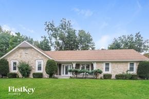 Carmel house for rent - A house with a lawn in front of it.