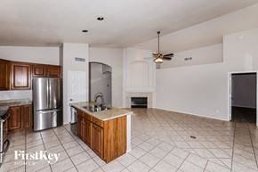 Phoenix house for rent - 1102 W MONTE CRISTO Avenue Phoenix, AZ 85023