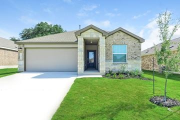 San Antonio house for rent - a house with a lawn and a driveway