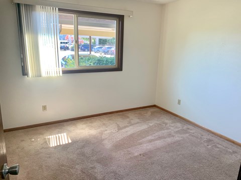 Floor plan for 2 beds, 1 bath, 900 sqft