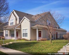 East St. Louis apartment for rent - Exterior building-Parsons Place I Apartments, East St. Louis, IL