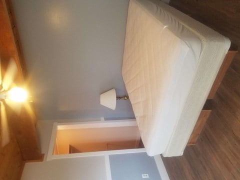Floor plan for 1 bed, 1 bath, 300 sqft