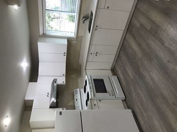 Vancouver house for rent - East 30th Ave, Vancouver, BC V5V 3H3