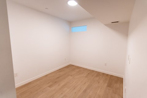 Floor plan for 1 bed, 1 bath, 660 sqft