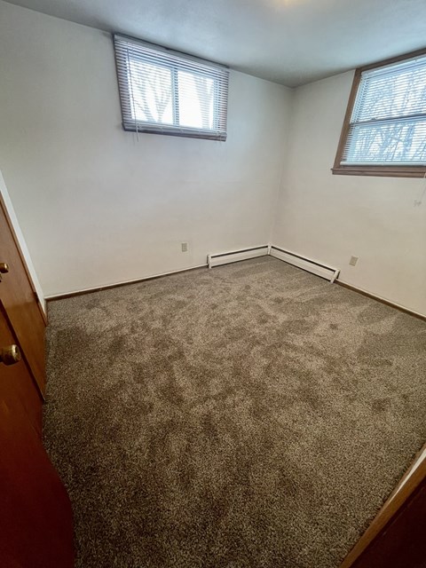 Floor plan for 2 beds, 1 bath, 900 sqft