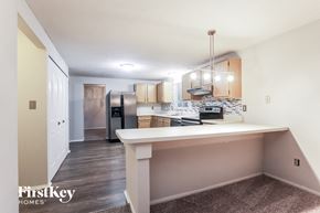 Carmel house for rent - 11567 CREEKSIDE Lane Carmel, IN 46033