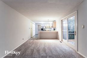 Carmel house for rent - 11567 CREEKSIDE Lane Carmel, IN 46033