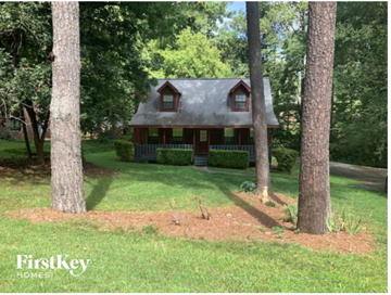 Lawrenceville house for rent - a small house in the middle of some trees