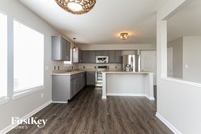 Indianapolis house for rent - 8114 Grove Berry Drive Indianapolis, IN 46239