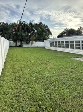 St Petersburg house for rent - 5056 42nd St S