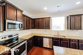 Gardendale house for rent - 7009 ELM CREST CIRCLE GARDENDALE, AL 35071
