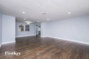 New Port Richey house for rent - the living room is clean and ready to be staged