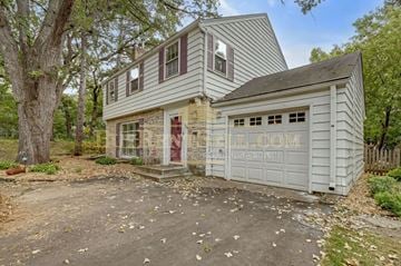 St. Louis Park house for rent - 4001 Forest Road
