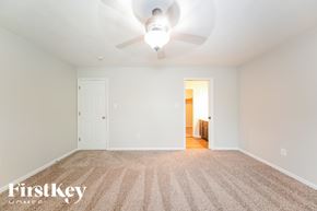 Indianapolis house for rent - 825 Country Lane Indianapolis, IN 46217