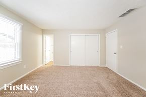 Indianapolis house for rent - 825 Country Lane Indianapolis, IN 46217