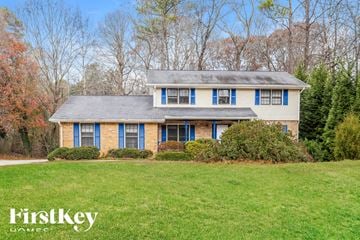 Lilburn house for rent - 5659 Fern Creek Drive SW Lilburn, GA 30047
