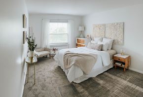 Shaker Heights apartment for rent - a bedroom with a bed and a window